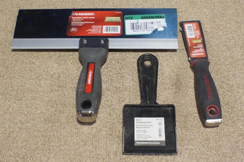 lot 87 image: Lot of (3) Paint and Tape putty too...