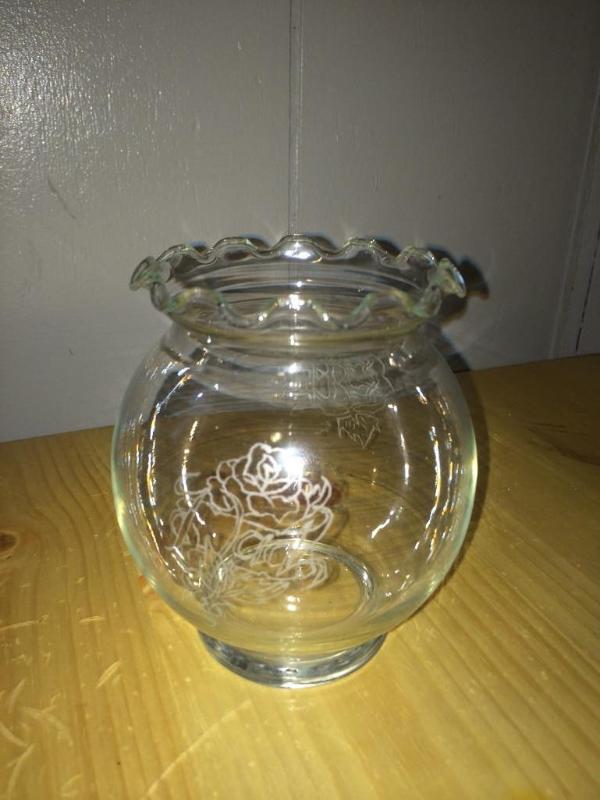 vase with etched roses one says dad...