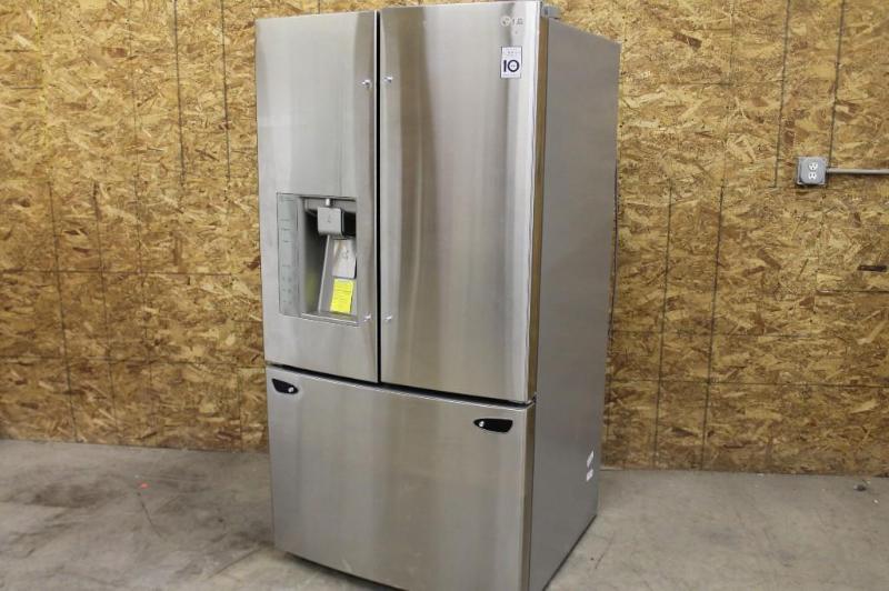 NEW LG SUPER-CAPACITY 3 DOOR FRENCH DOOR REFRIGERATOR WITH SMART COOLING PLUS TECHNOLOGY