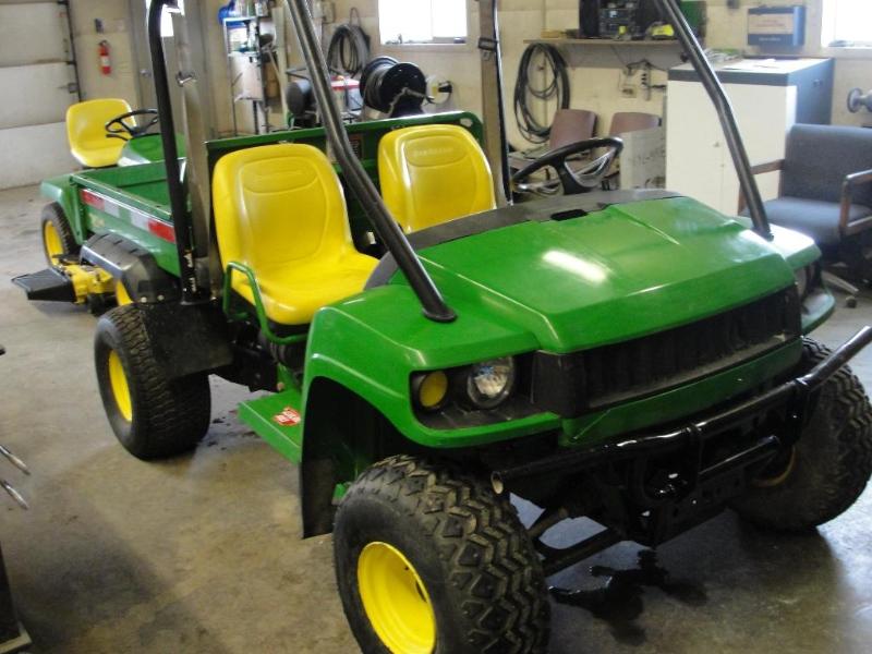 John Deere 2007 Twin - Cylinder Gat...