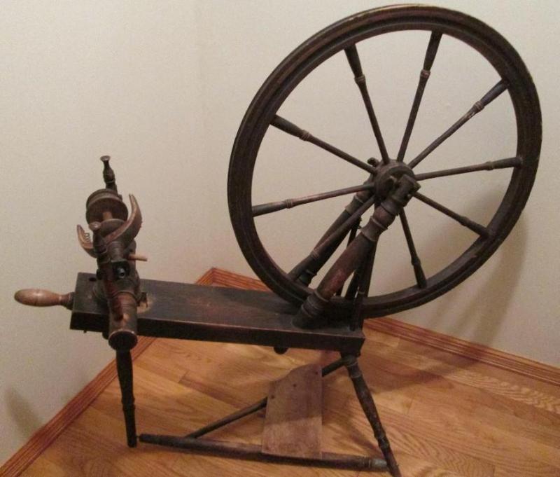 lot 1 image: Antique spinning wheel, spins with ...