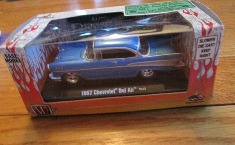 lot 113 image: 164 scale 1957 Chevy Bel Air die c...