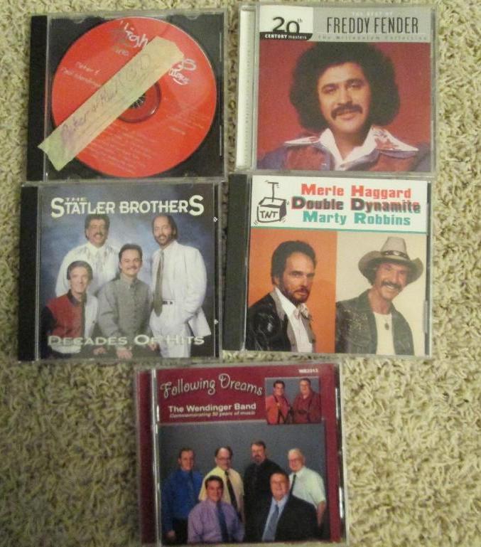 lot 176 image: Country CDs...