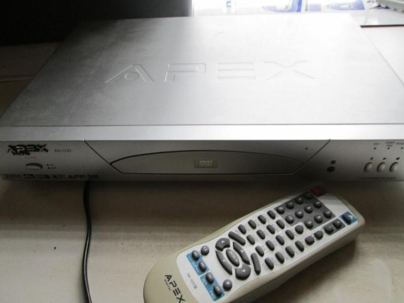 lot 43 image: Apex DVD player with remote, AD-122...