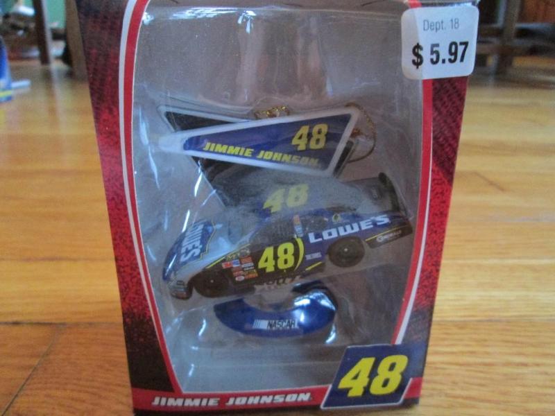lot 78 image: NASCAR 48 Jimmie Johnson 2007 colle...