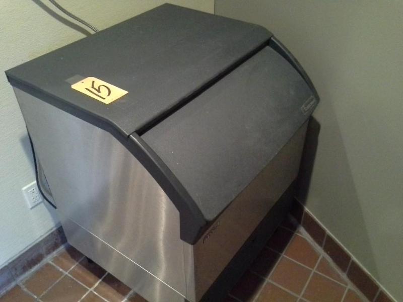 Stainless Steel Ice Maker