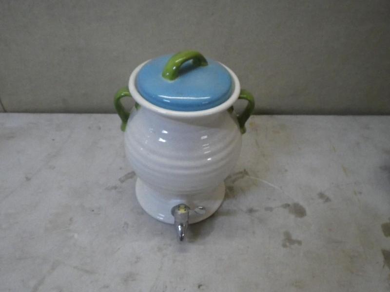 Beverage dispensor...
