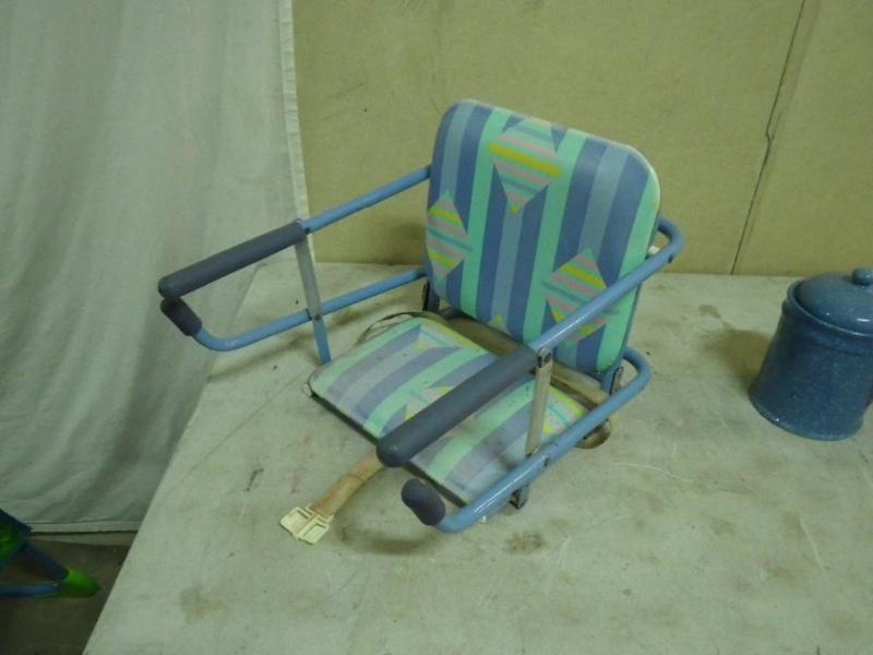 table mount child seat...