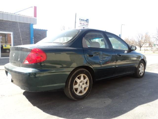 Year 2002 Make Kia Model Spectra...