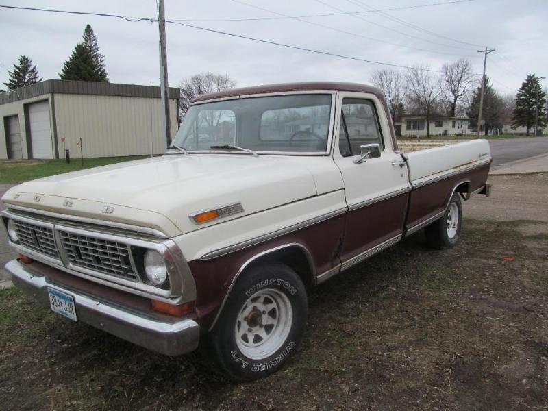 This is a 1970 Ford F100 with a 302...