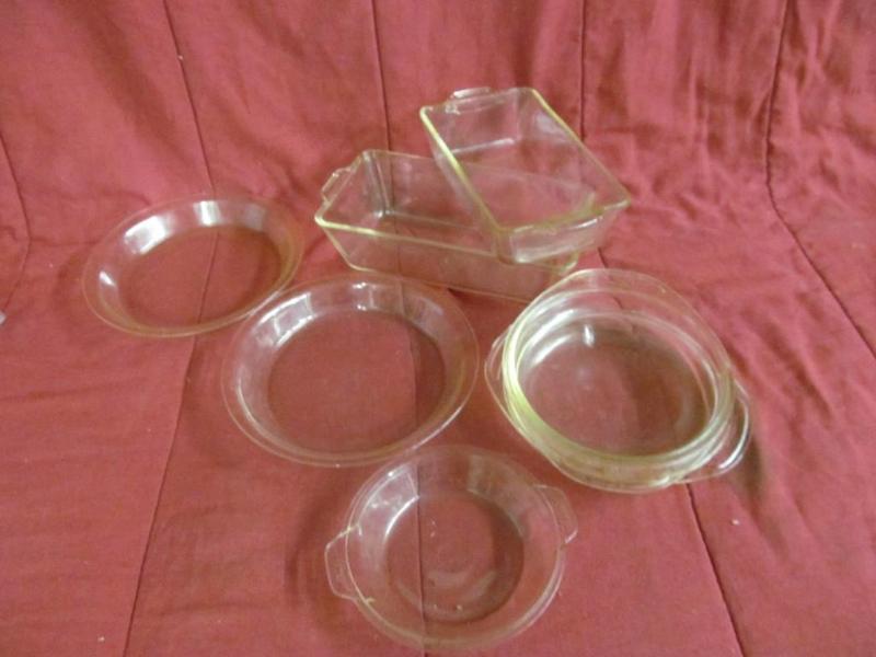 2 Loaf Pans, casserole lids, 3 pie ...