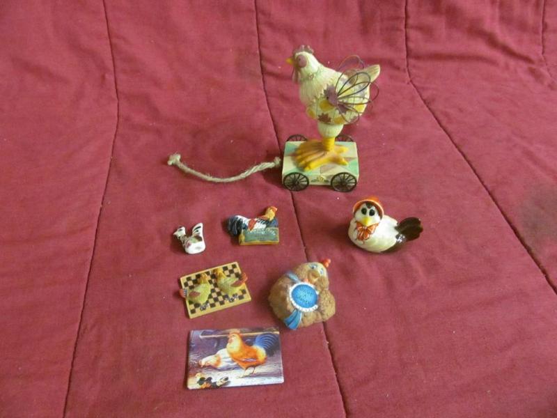 Chicken Items - 4 Chicken Magnets, ...