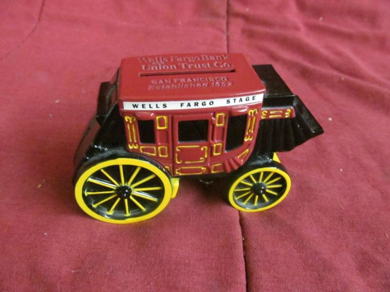 Wells Fargo Coin Bank with Key...