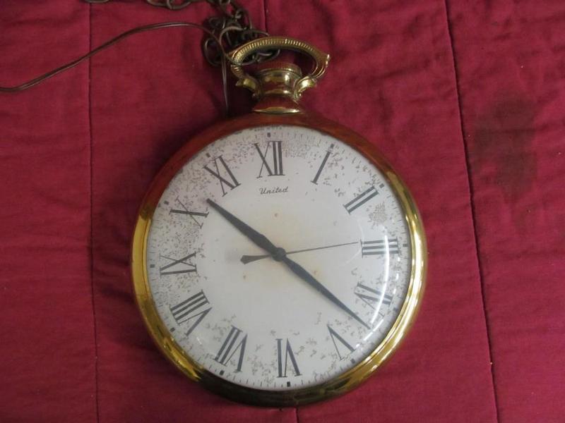 Large United Electric Clock, United...