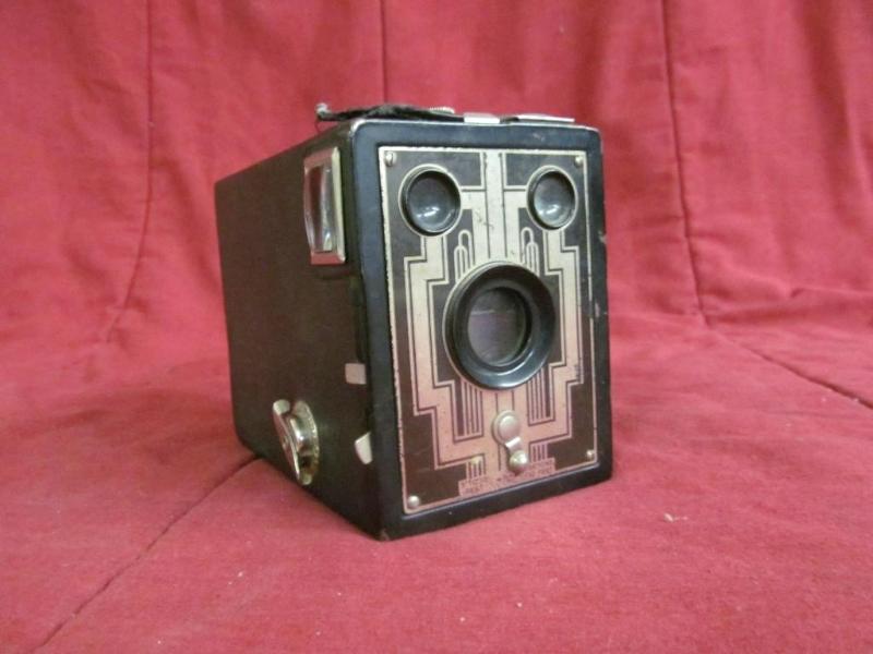 Vintage Camera Box type...