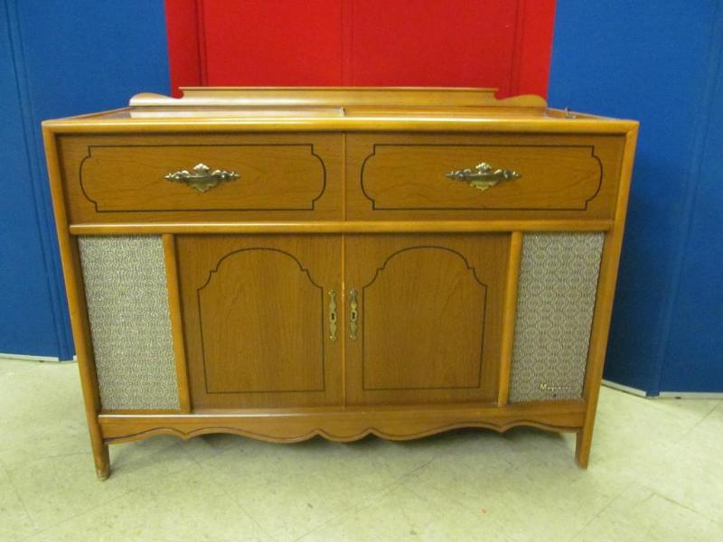 Magnavox Stereo Phonograph High Fid...