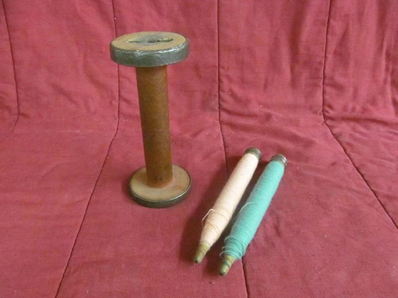 Wood Vintage Thread Spool and 2 spi...