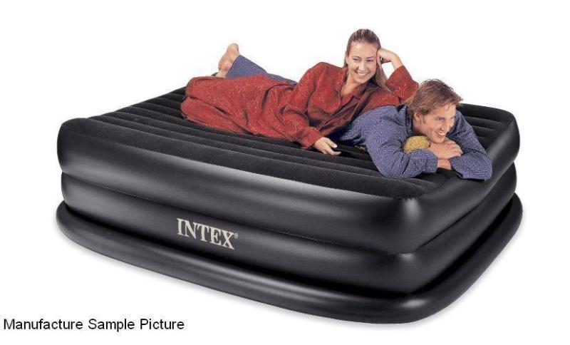 lot 121 image: Double Height Air Mattress with Bui...