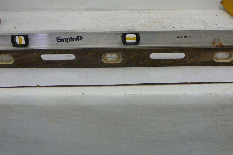 lot 61 image: 1 Empire 540.48 6061 Aluminum Level...