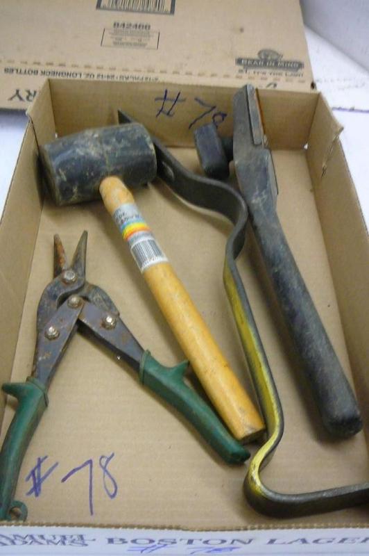 lot 78 image: Lot of Miscellaneous Hand Tools Sol...
