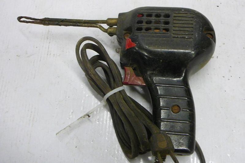 lot 88 image: Soldering Gun  WORKS Sold &quo...