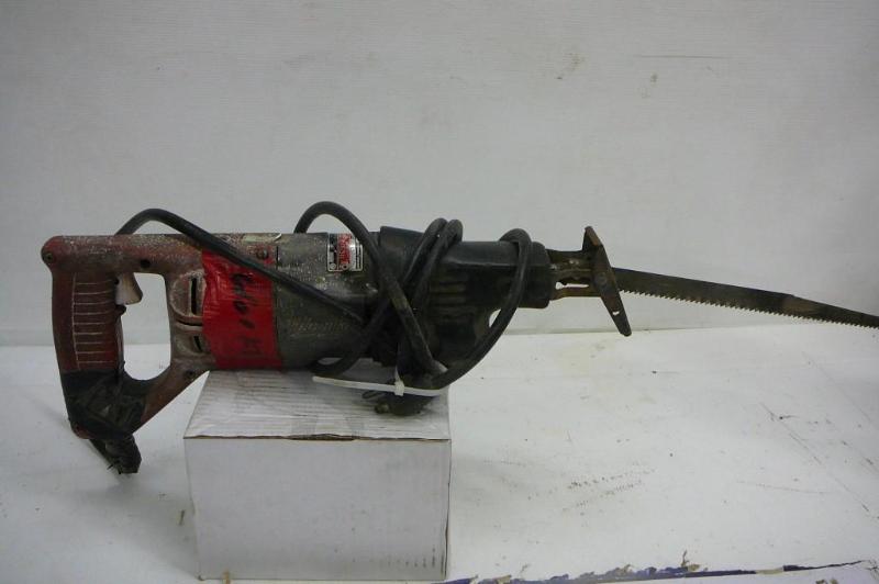 lot 9 image: Milwaukee sawzall  WORKS Sold ...