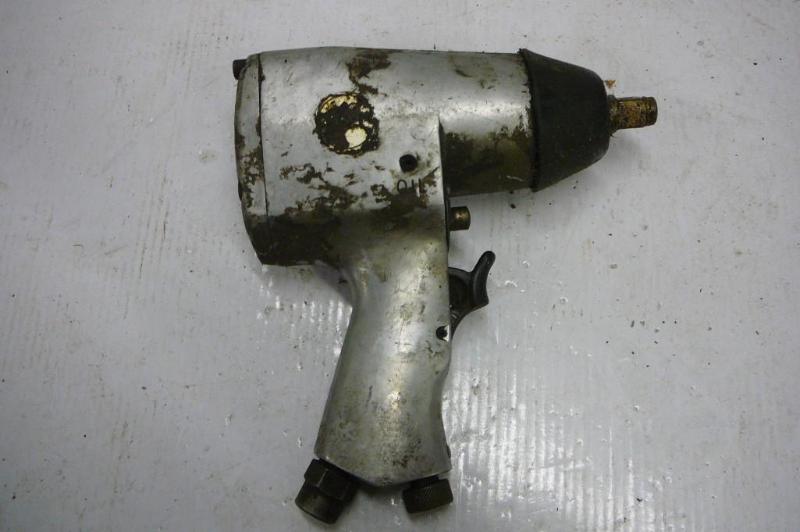 lot 95 image: 34 Air Impact Wrench WORKS Sold &q...