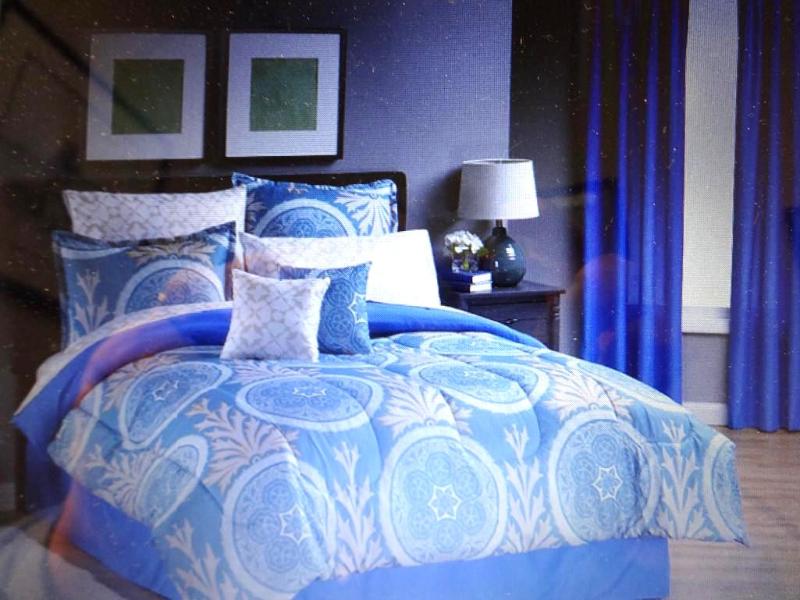 MYHOME QUINTON 8PC BED SET  SHEETS...