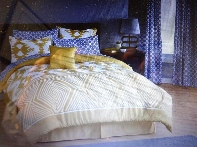 MYHOME PHOENIX COMFORTER QUEEN. #QR...