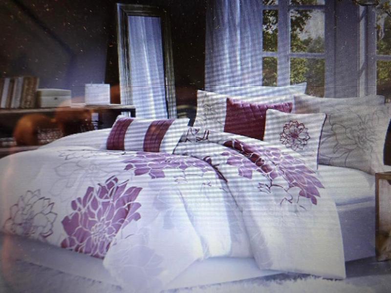 MADISON PARK HANNAH 7 PC KING&nbsp...
