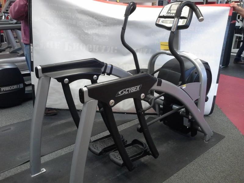 lot 1 image: CYBEX ArcTrainer