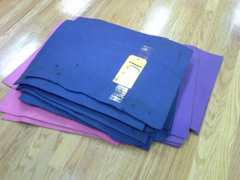 lot 101 image: small floor pads