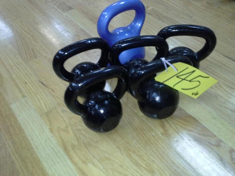 lot 145 image: KETTLE BALLS