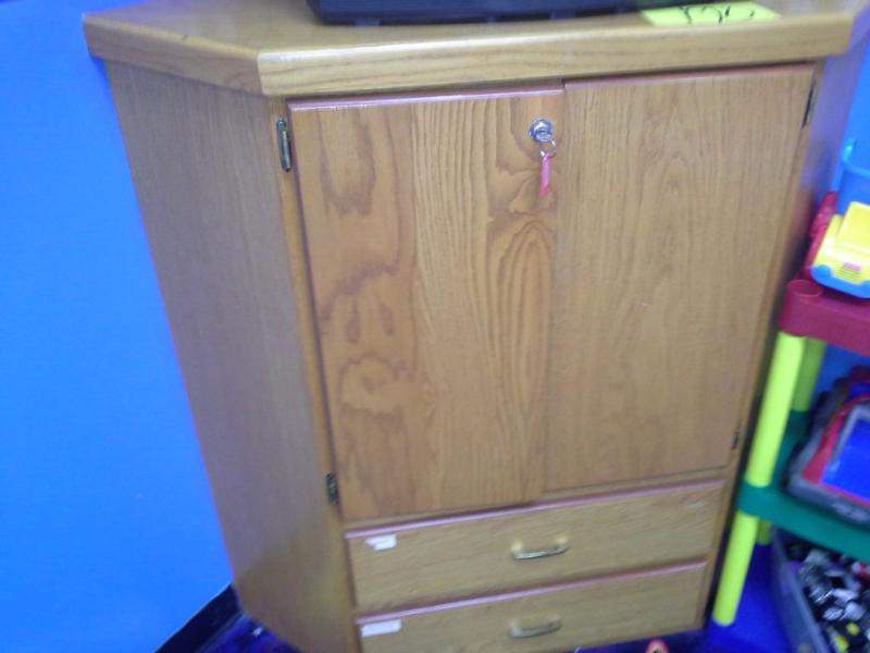 lot 190 image: Wood and wood laminate corner cabinet