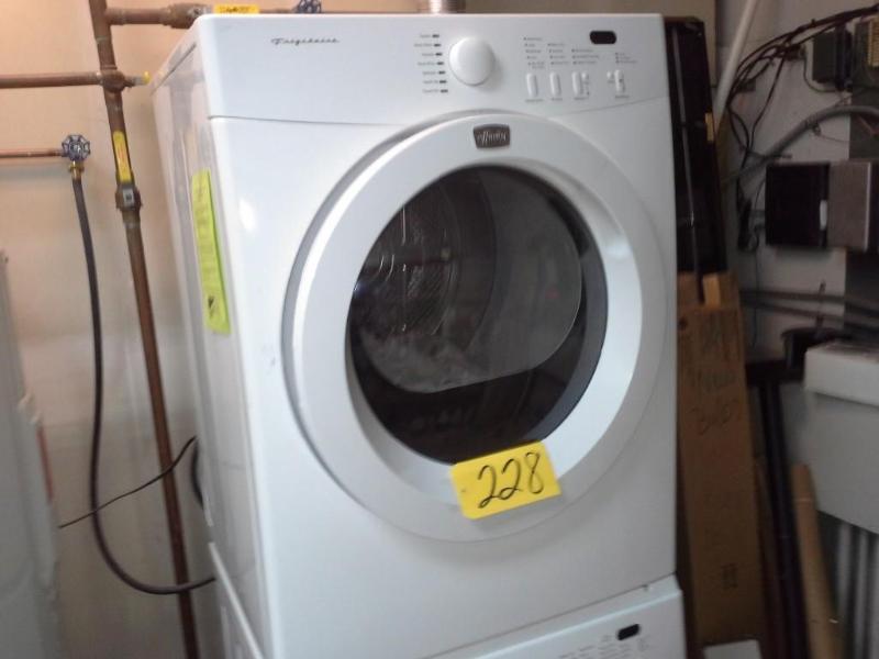 lot 228 image: Frigidaire Dryer