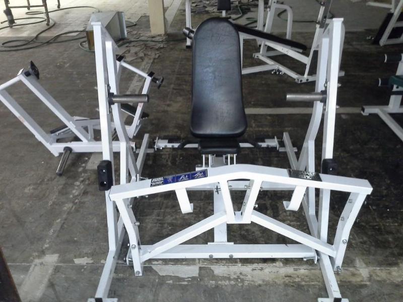 lot 240 image: Hammer Strength Uni-Lateral Leg Press