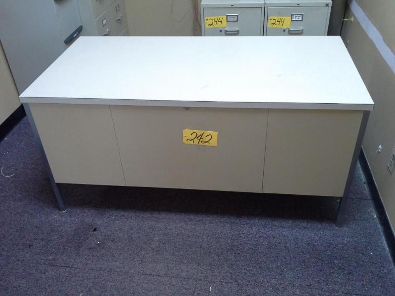 lot 242 image: Metal desk wwood laminate top