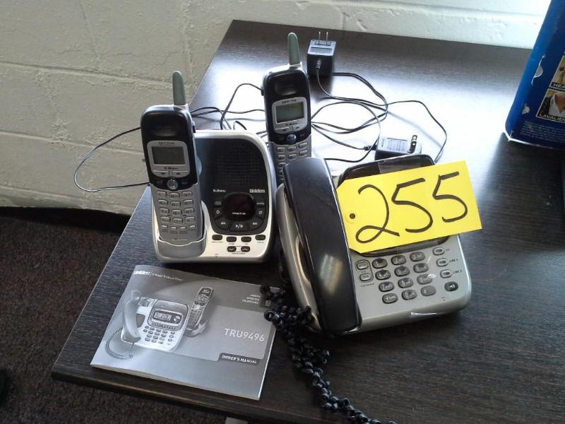 lot 255 image: Uniden Cordless Phone System