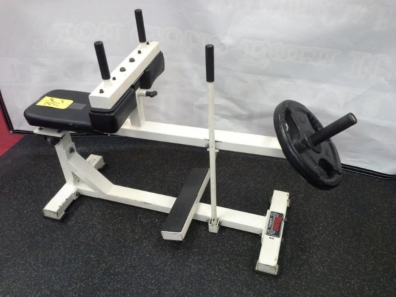 lot 26 image: YORK BARBELL COMPANY