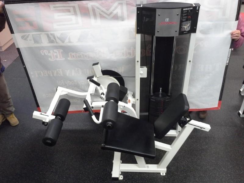 lot 42 image: LifeFitness,  seated leg curl machine.