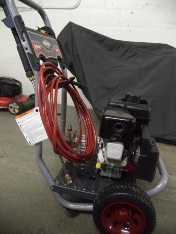 lot 1 image: Power Washer