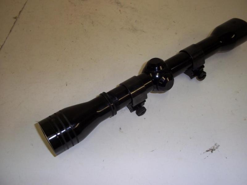 4X Redfield Rifle Scope...