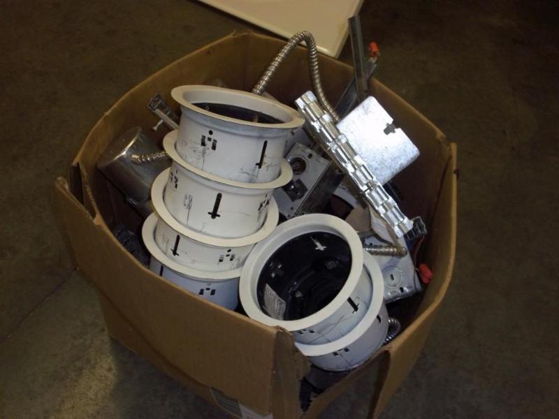 Miscellaneous Recessed Lighting Har...