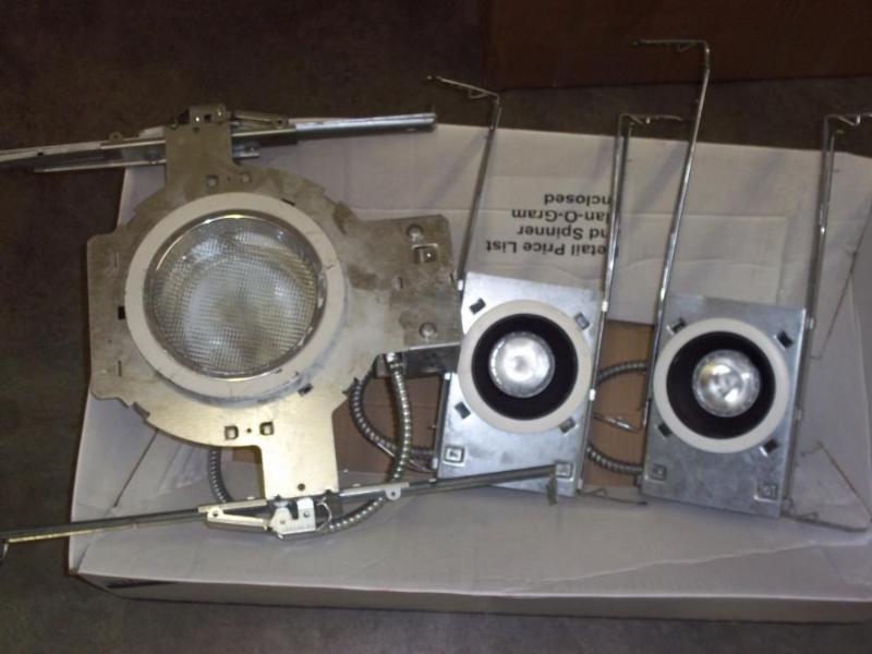 Miscellaneous Recessed Lighting Har...