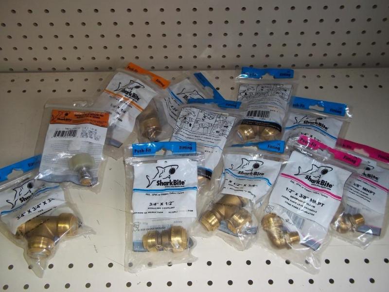 Miscellaneous Lot of New Pipe fitti...