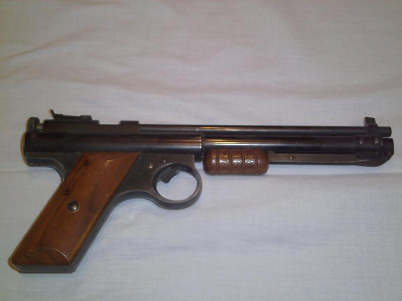 Benjamin Franklin Pump up Pellet Gu...