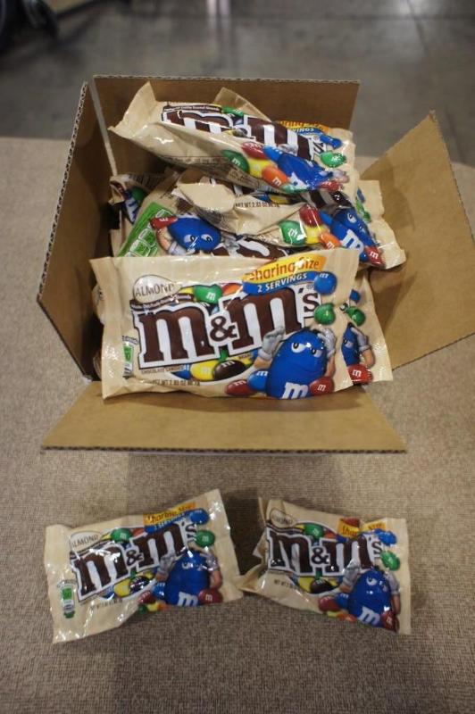 Lot of approx (30) M&ampMs Almond...