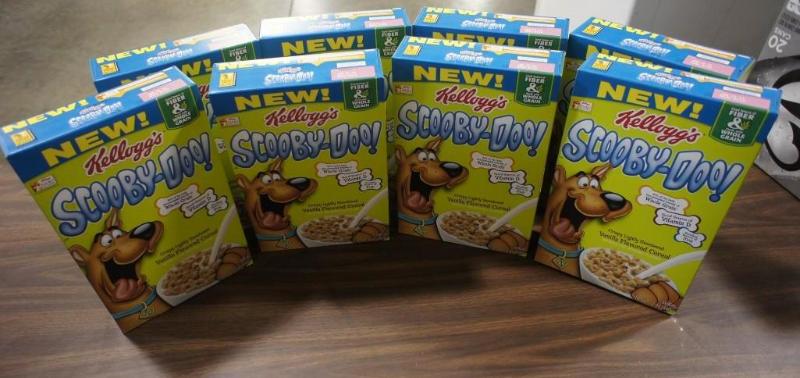 Lot of approx (8) Kellogg Scooby Do...