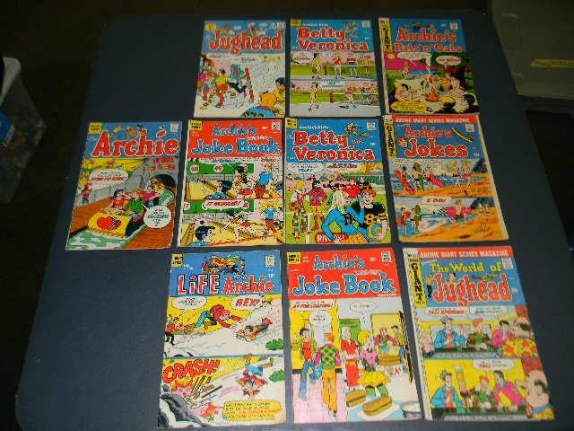Lot of 10 Archie Series comic books...