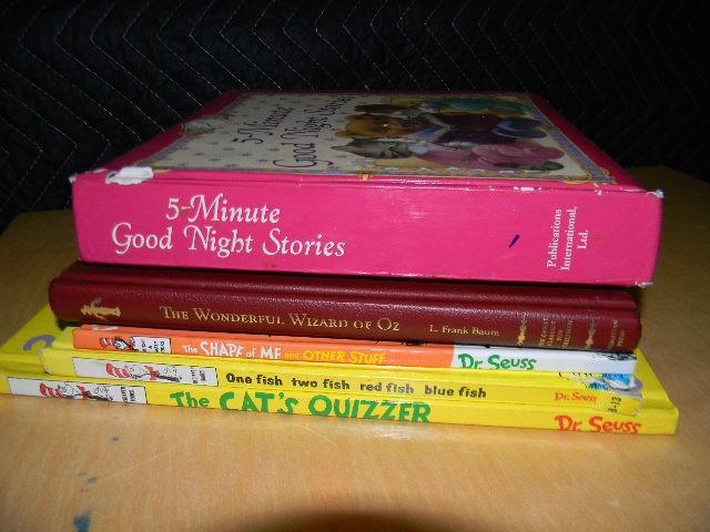 Lot of 5 childrens books - please ...